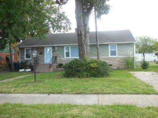 835 13th St, Newport News VA 23607 exterior