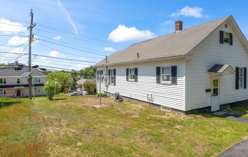 233 Northern Ave, Augusta, ME 04330