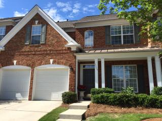 5208 Amherst Trail Dr, Charlotte, NC 28226