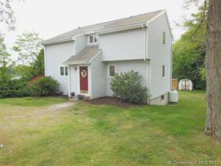 29 Pawcatuck Ave, Pawcatuck, CT 06379