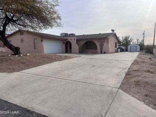 2938 Caravelle Dr, Lake Havasu City, AZ