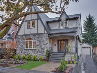 2944 50th Ave, Portland, OR