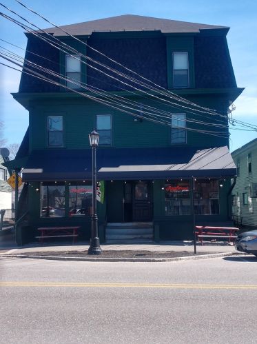 23 Main St, Goffstown, NH