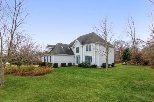 13 Wicklow Rd, Westerly, RI