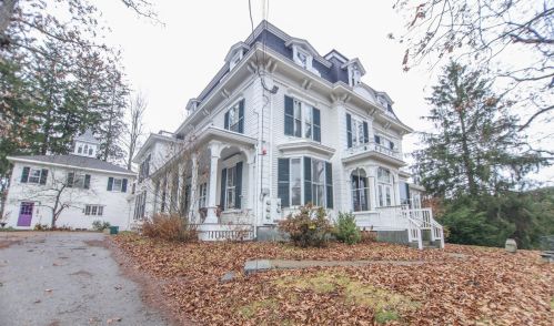 27 Cushing St, Dover, NH