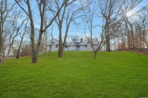 23 Baiting Dr, Baiting Hollow, NY