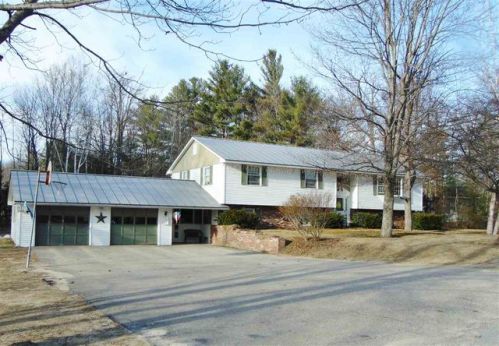 47 Independence Ave, Franklin, NH 03235