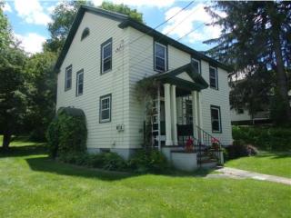 318 Silver St, Woodford, VT