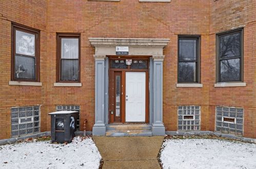7250 Lowe Ave, Chicago, IL