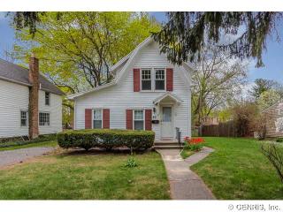 40 Brooklawn Dr, Rochester, NY 14618