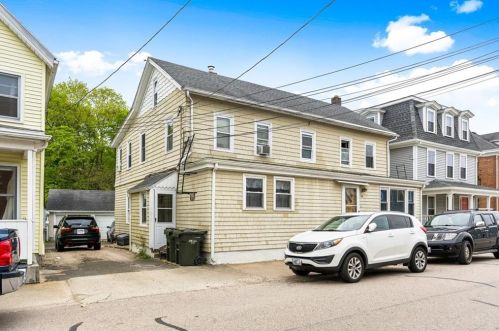 84 Pierce St, Westerly, RI