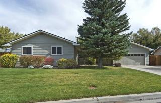 1513 Deseret Dr, Minden, NV