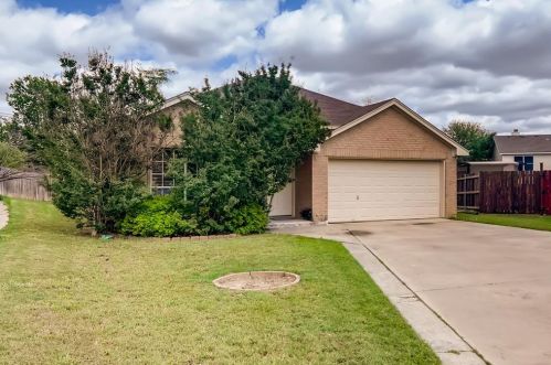 4141 Heritage Way Dr, Fort Worth, TX 76137