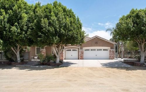 240 6th St, Norco, CA 92860