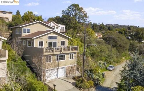 4260 Harbor View Ave, Oakland, CA 94619