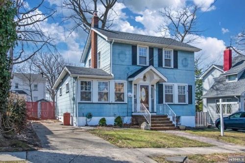 68 Franklin Ave, Hasbrouck Heights, NJ 07604