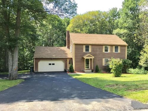 10 Garrison Heights Dr, Oxford, MA 01540