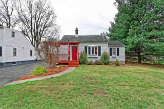 226 3rd Ave Ext, Defreestville, NY 12144