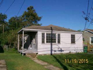 710 Chipley St, Westwego, LA