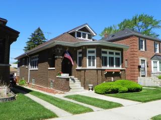 10004 Claremont Ave, Chicago, IL