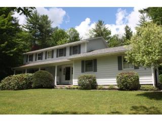 781 Colonial Dr, Mill Village, VT