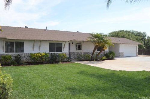 1024 2nd St, Norco, CA 92860