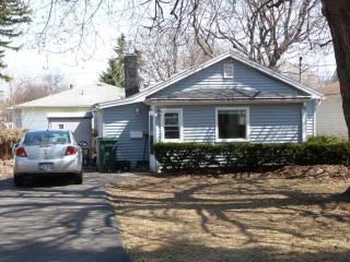 34 Bleacker Rd, Rochester, NY