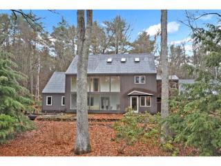 19 Lamprey Ln, Lee, NH