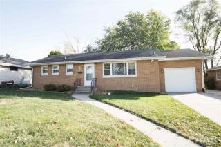 302 Devonshire Rd, Beverly Manor, IL 61571