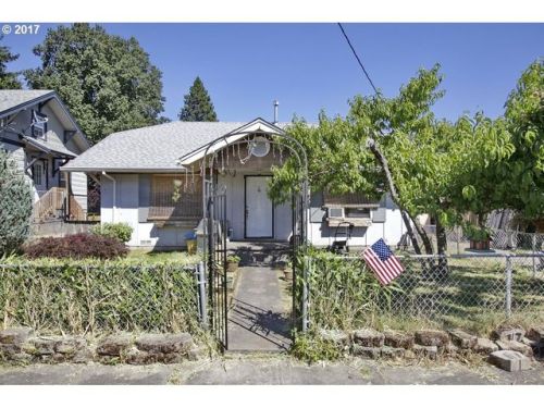213 Engle Ave, Liberal, OR 97038