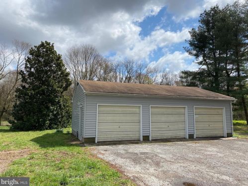 29425 Oak Grove Rd, Seaford, DE