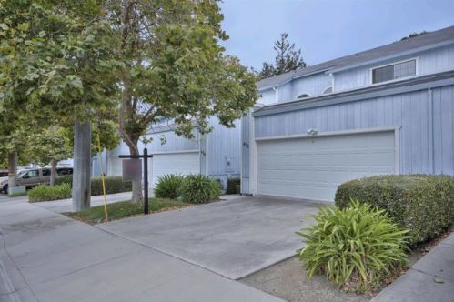 474 Winchester Dr, Watsonville, CA 95076