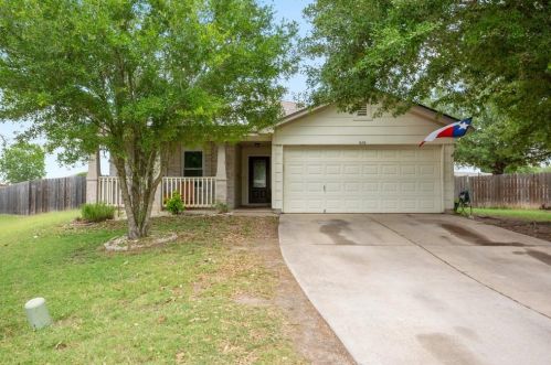 616 Losoya Ct, Monadale, TX