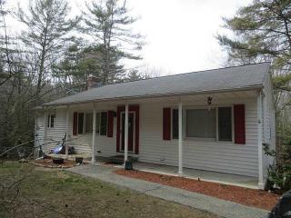 28 Spring Grove Rd, Glocester, RI