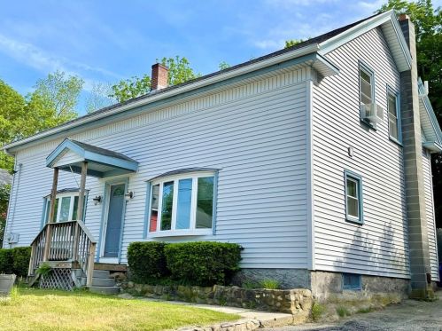 58 Grove St, Glocester, RI