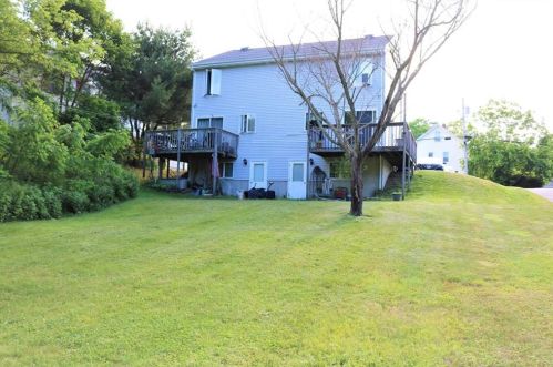21 Pearl St, Westerly, RI