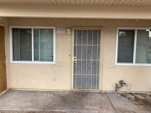 2933 Cicero St, Mesa, AZ