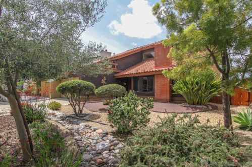 17748 Aguamiel Rd, San Diego, CA