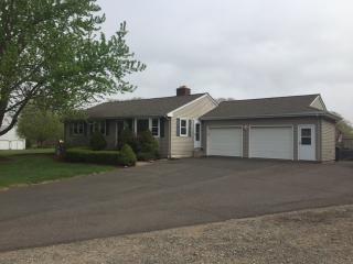 165 Mile Hill Rd, Tolland, CT 06084