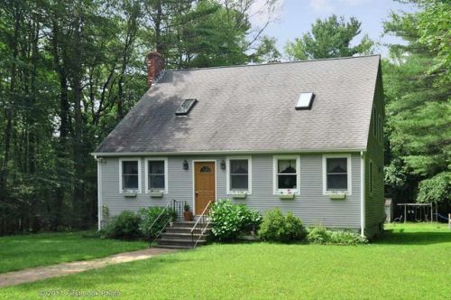 54 Olney Keach Rd, Glocester, RI