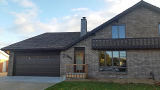 1047 Elm St, York, NE