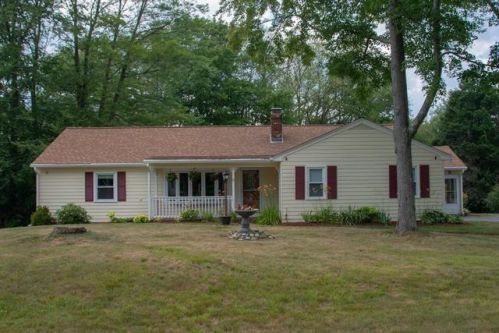 5 Foster St, Oxford, MA 01540