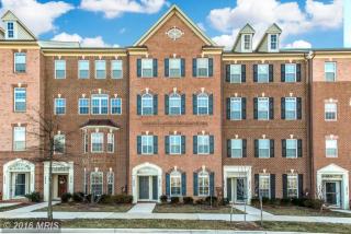 3610 Carriage Hill Dr, Frederick, MD 21704