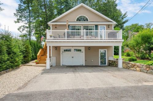 19 Beach Rd, Glocester, RI