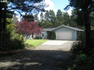 87925 Terrace View Dr, Florence, OR 97439