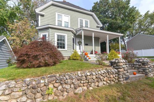 2 Howard St, Derry, NH 03038