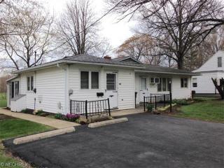 132 Prospect St, Elyria, OH
