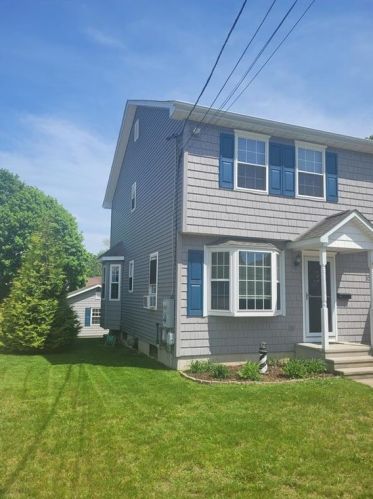 32 East Ave, Westerly, RI