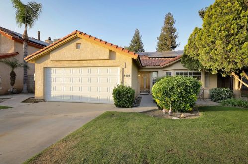 6128 Alderpointe St, Bakersfield, CA