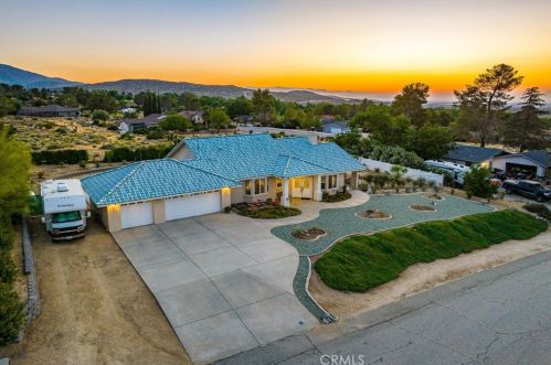 32005 Muirfield Dr, Crystalaire, CA